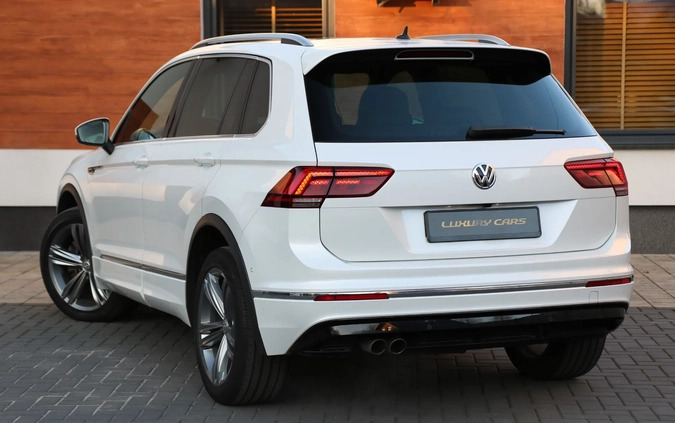 Volkswagen Tiguan cena 135050 przebieg: 71900, rok produkcji 2019 z Zelów małe 742